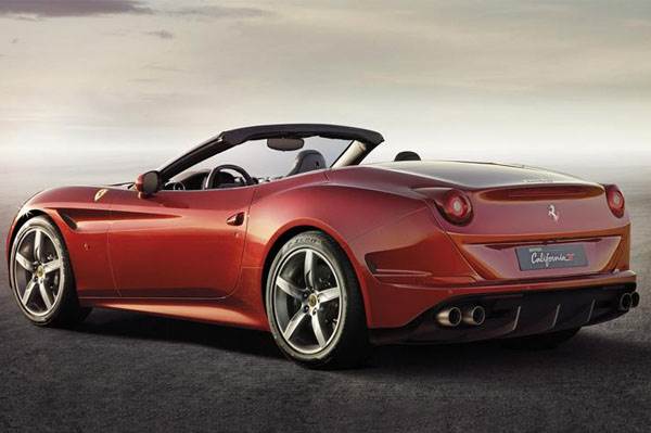 Geneva Motor Show: New Ferrari California T revealed